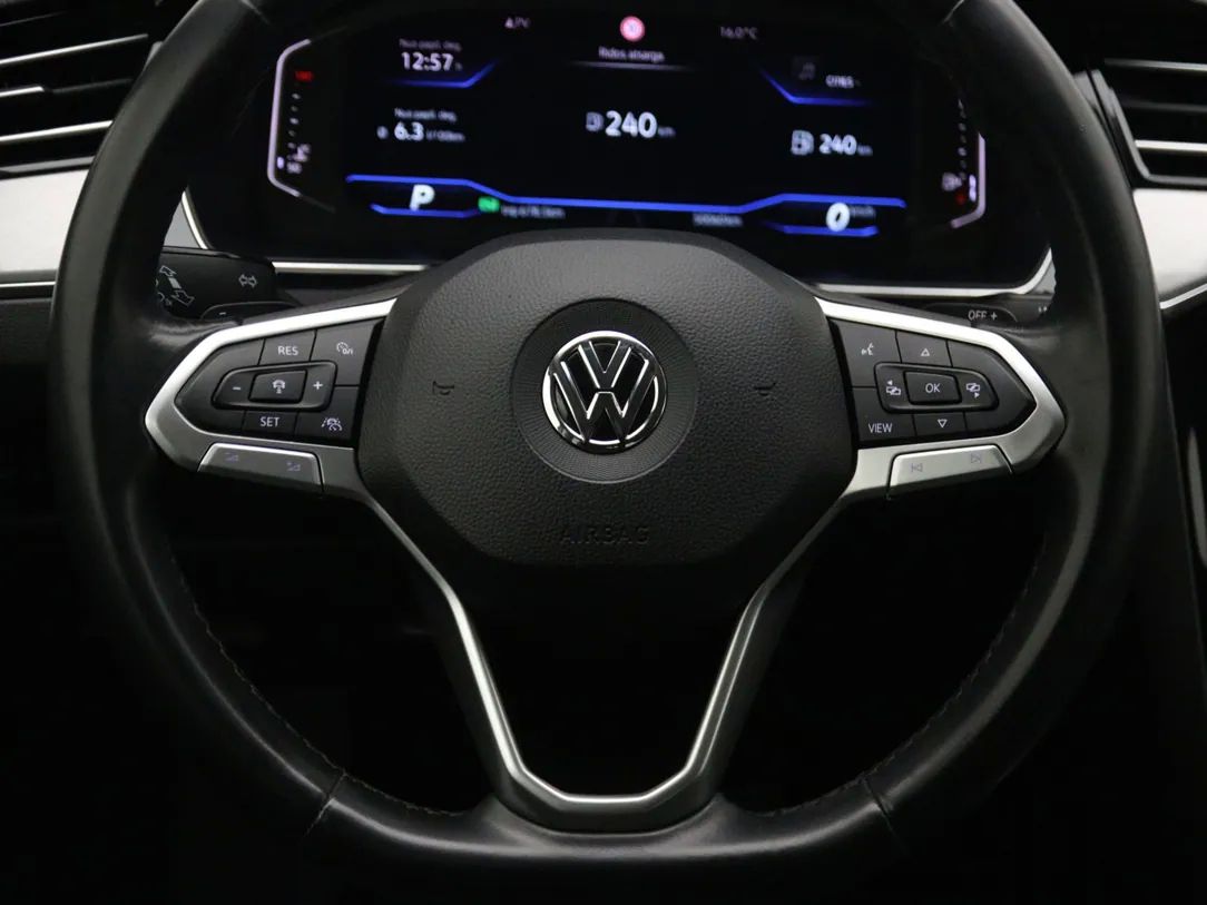 Volkswagen Passat | 17