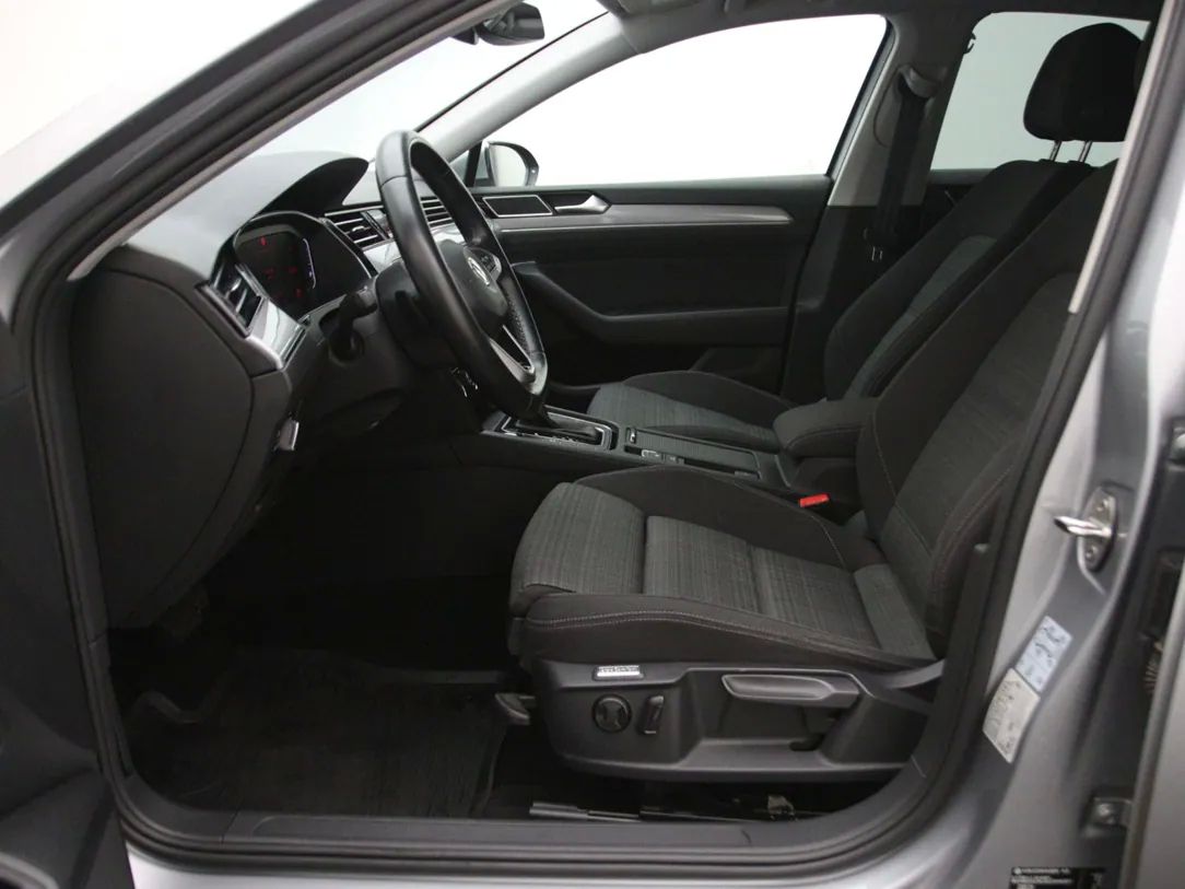 Volkswagen Passat | 3