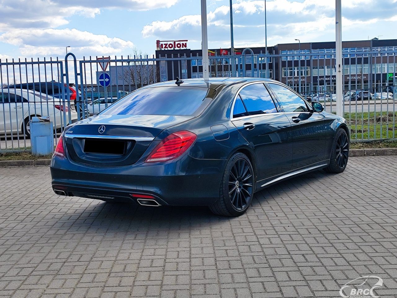 Mercedes-Benz S550 | 1