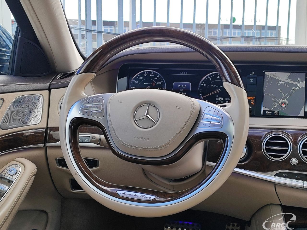 Mercedes-Benz S550 | 16
