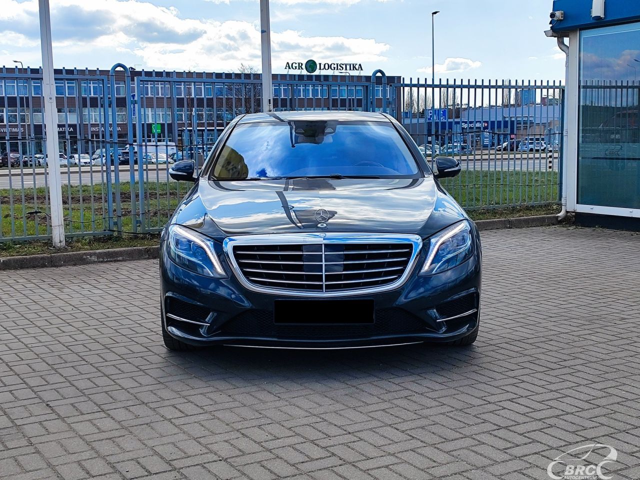 Mercedes-Benz S550 | 36