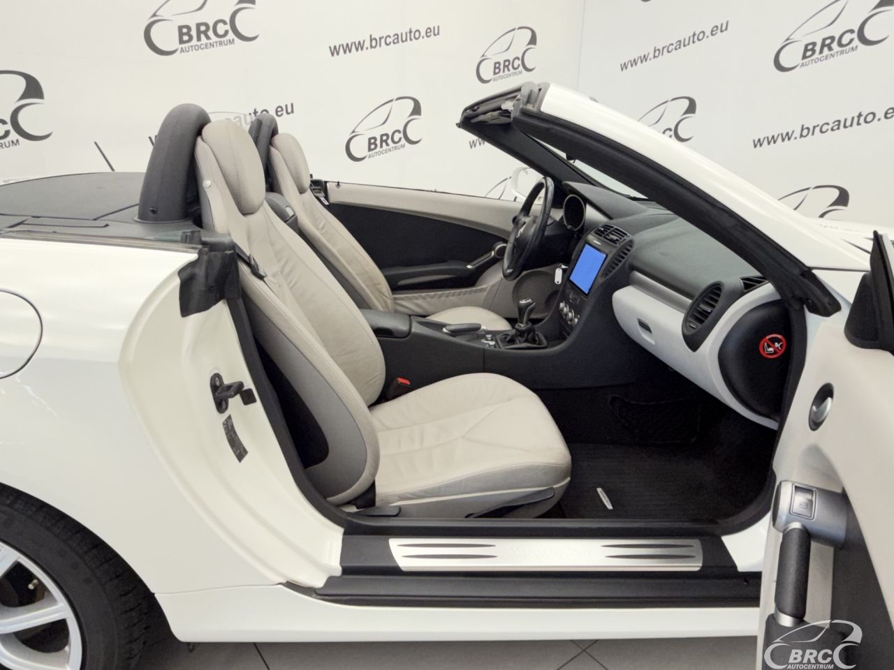 Mercedes-Benz SLK280 | 5