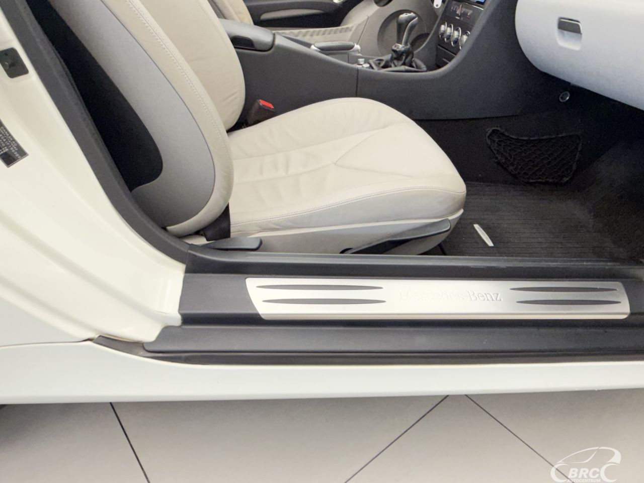 Mercedes-Benz SLK280 | 7