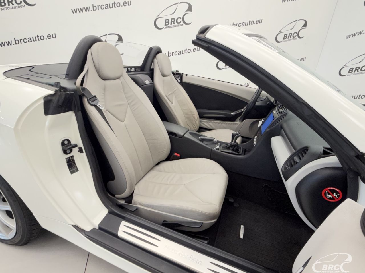 Mercedes-Benz SLK280 | 8