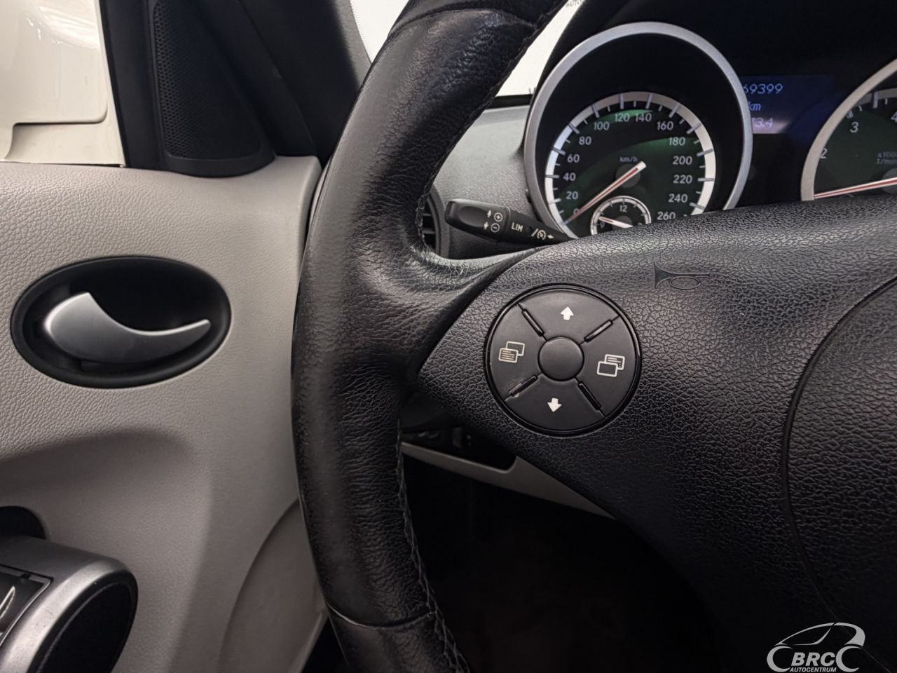 Mercedes-Benz SLK280 | 23