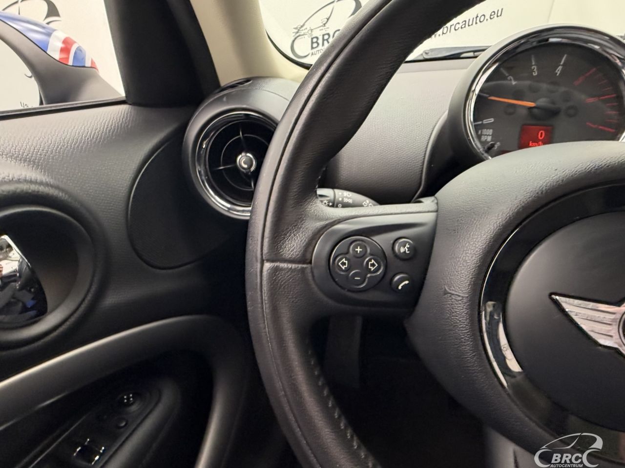 Mini Countryman | 28