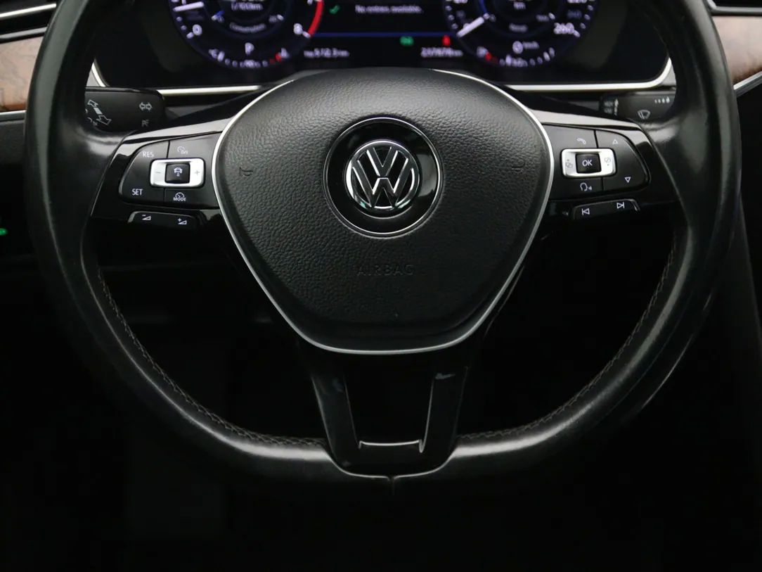 Volkswagen Passat | 17