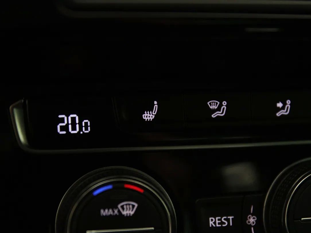 Volkswagen Passat | 29