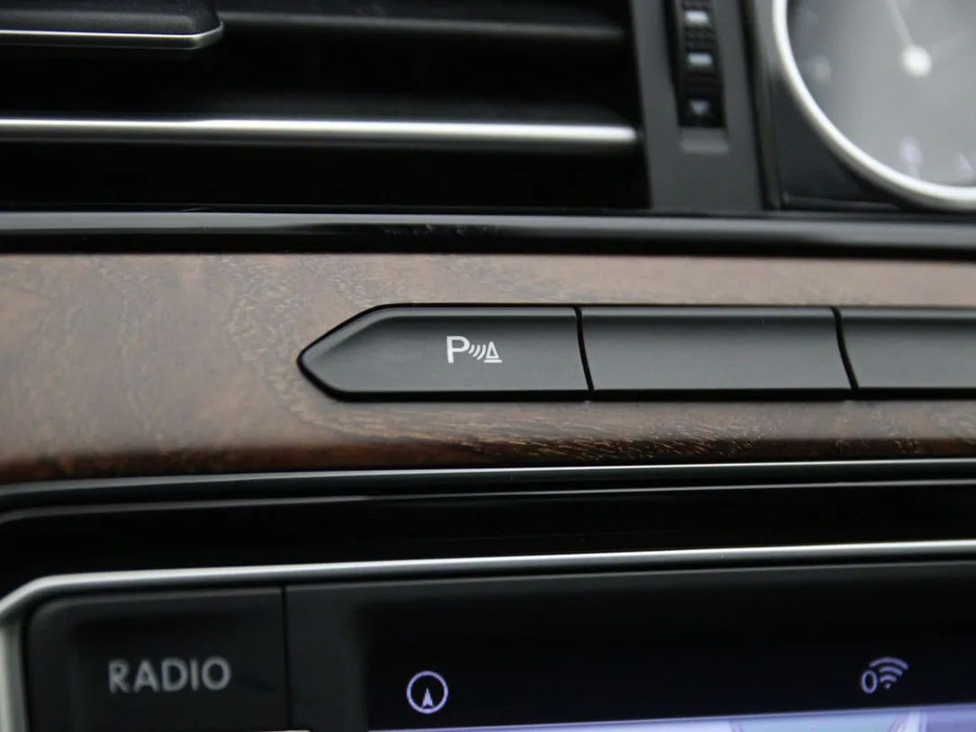 Volkswagen Passat | 28