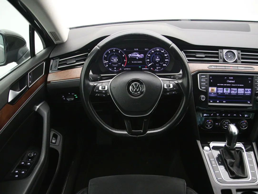 Volkswagen Passat | 16