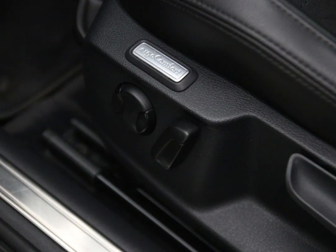 Volkswagen Passat | 31