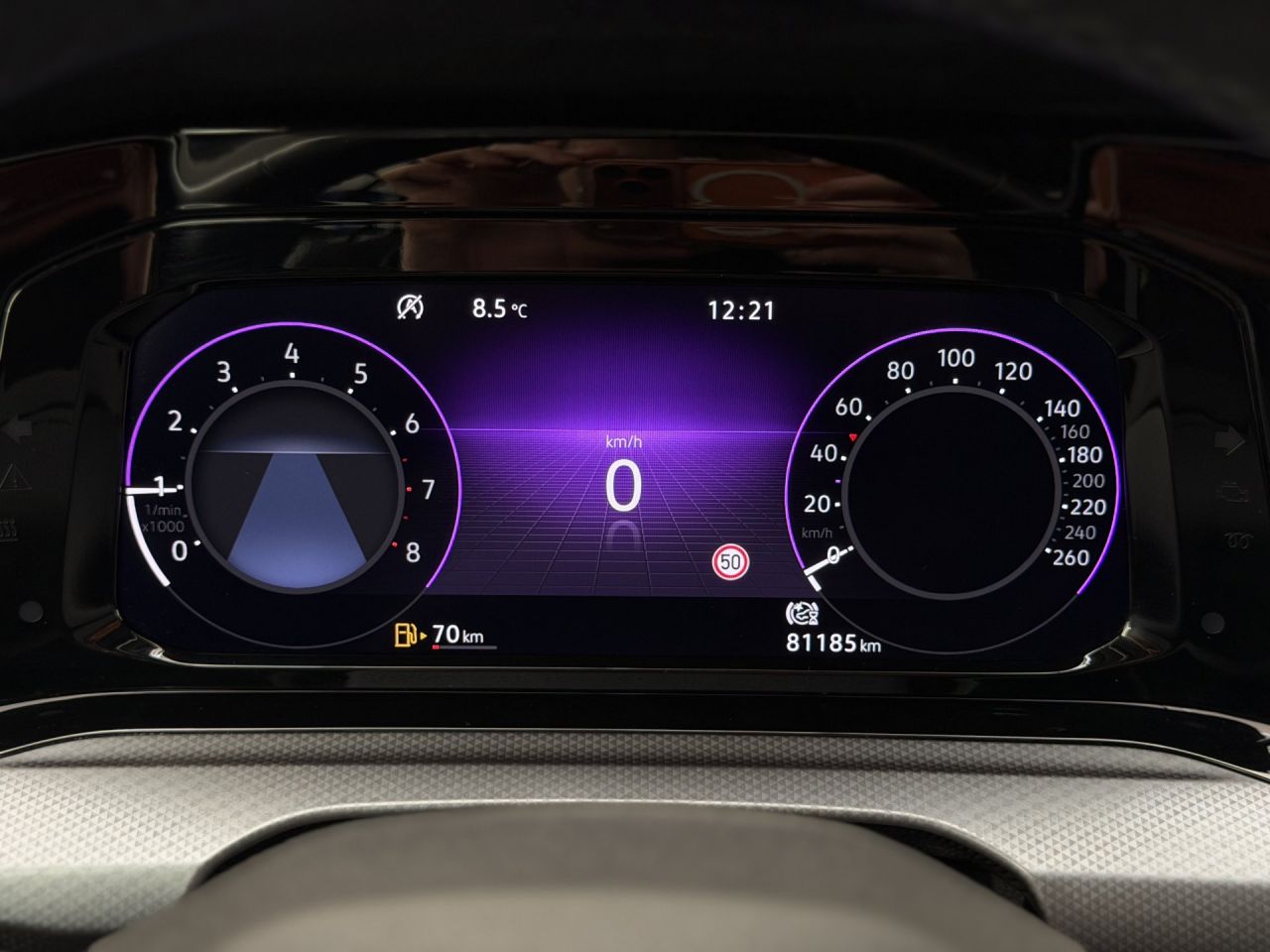 Volkswagen Golf | 27