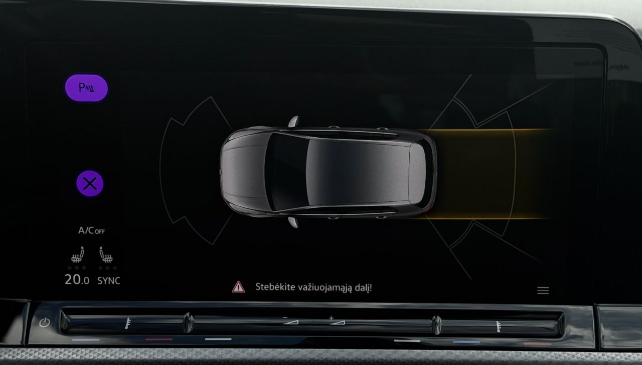 Volkswagen Golf | 28