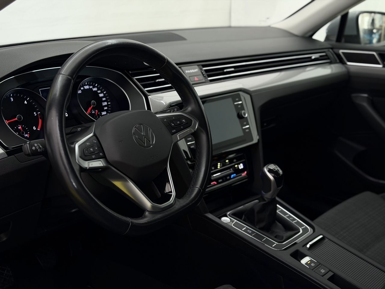 Volkswagen Passat | 8