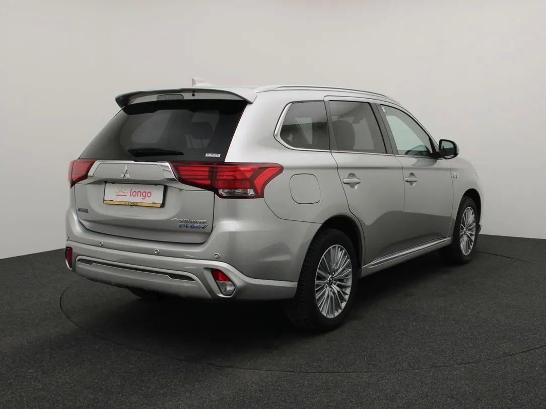 Mitsubishi Outlander | 7