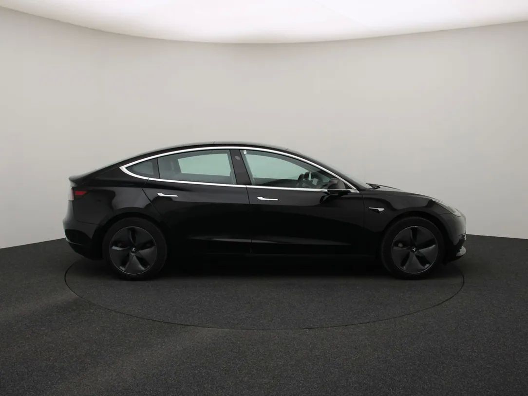 Tesla Model 3 | 8