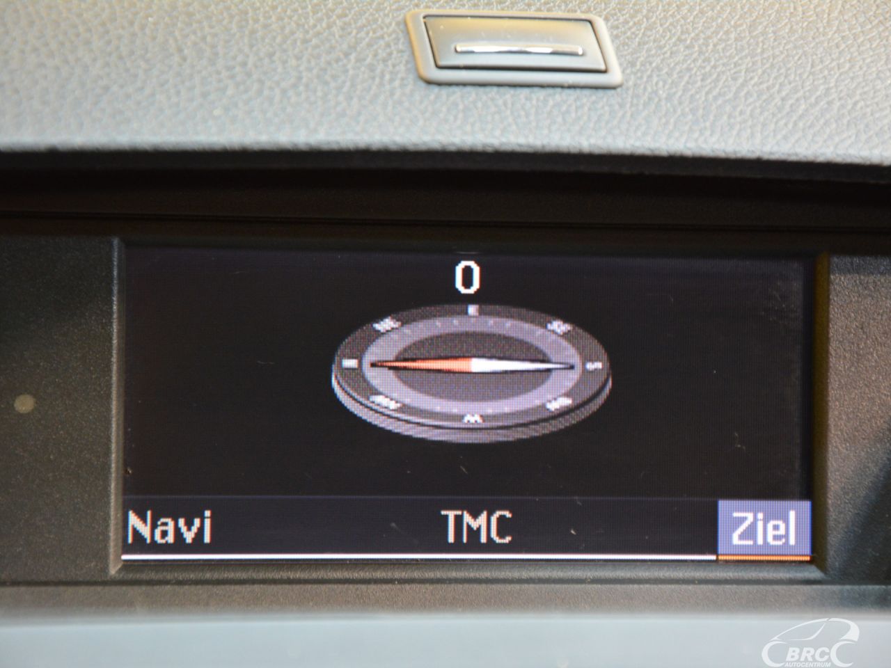 Mercedes-Benz C200 | 27