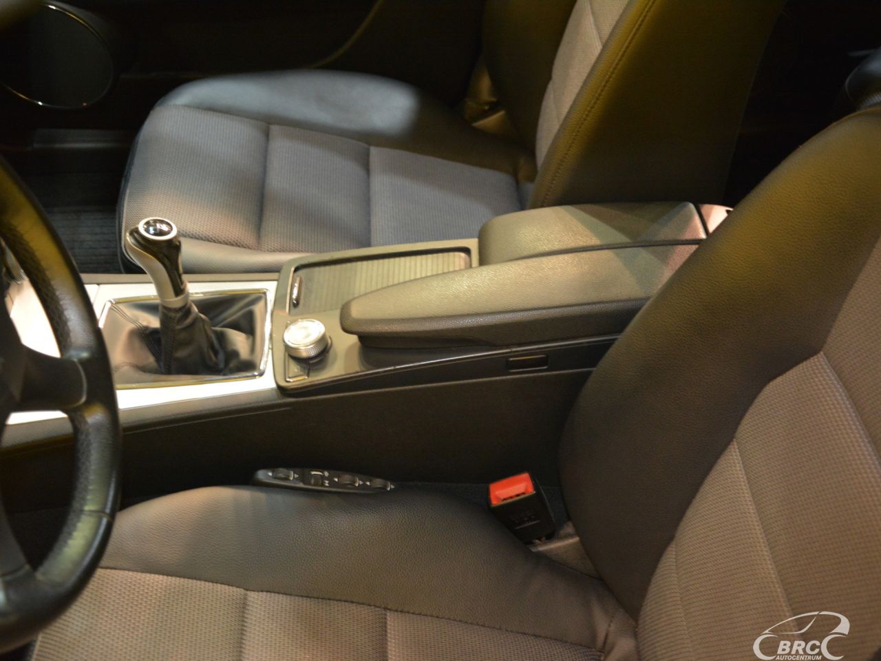 Mercedes-Benz C200 | 19