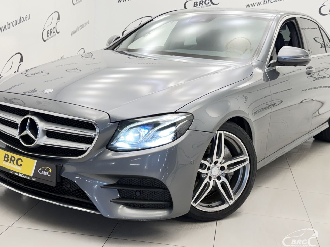 Mercedes-Benz E220 | 47