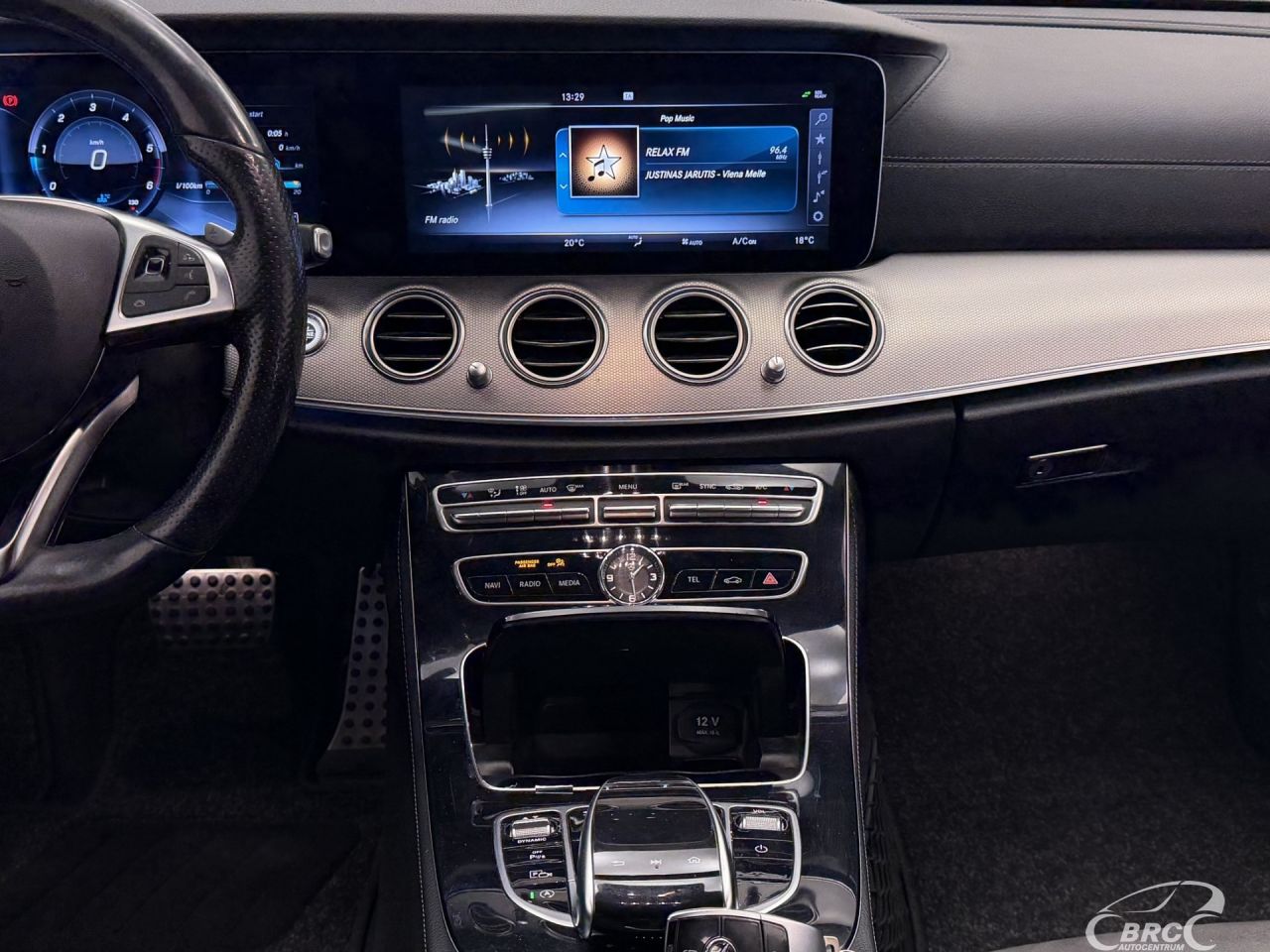 Mercedes-Benz E220 | 14