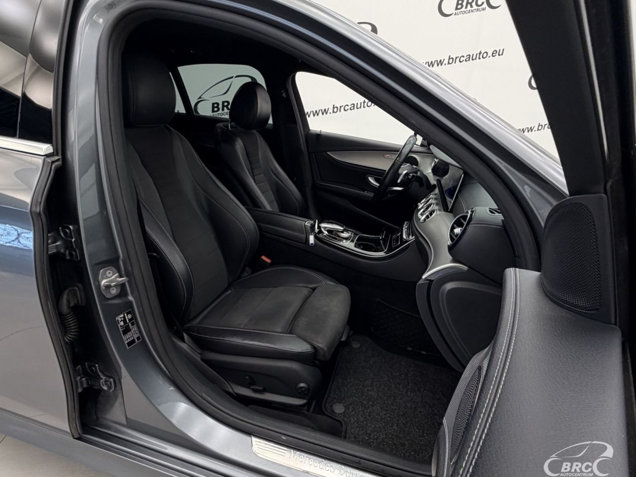 Mercedes-Benz E220 | 6