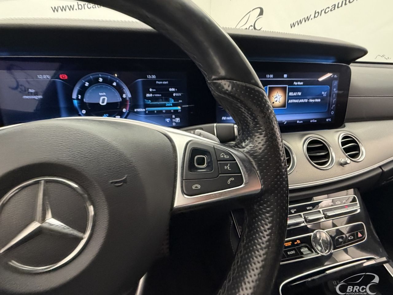 Mercedes-Benz E220 | 28