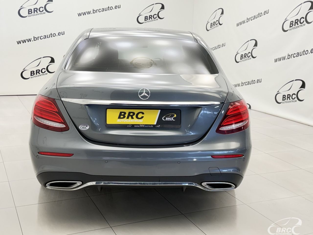 Mercedes-Benz E220 | 50