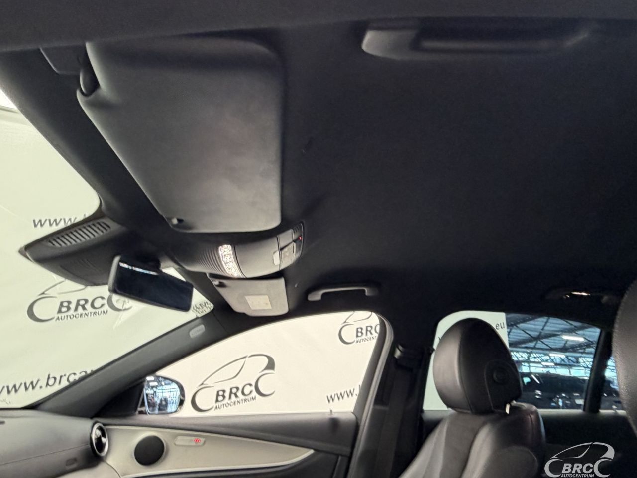 Mercedes-Benz E220 | 24