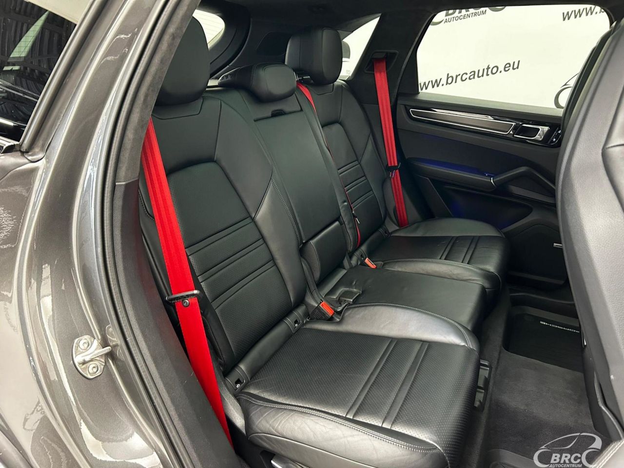 Porsche Cayenne | 26