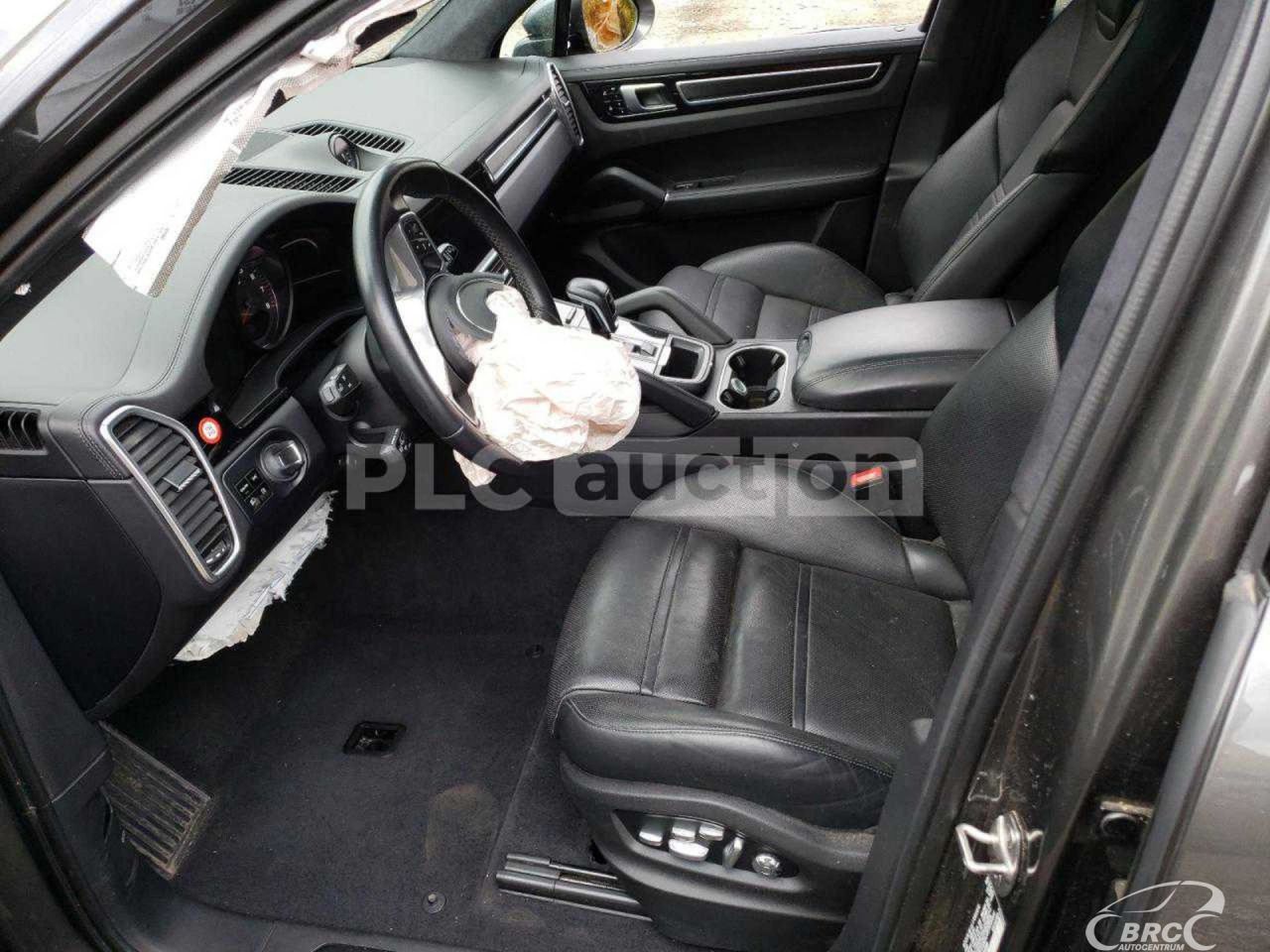 Porsche Cayenne | 38