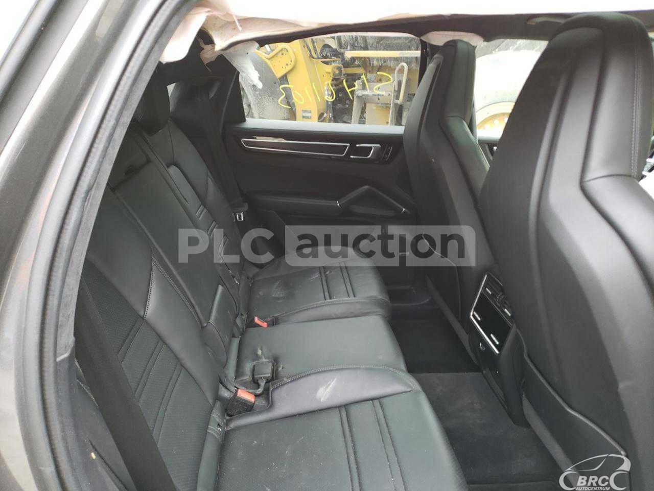 Porsche Cayenne | 39