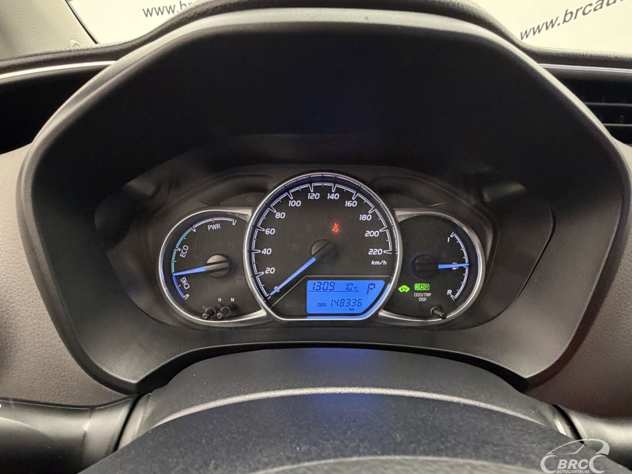 Toyota Yaris | 32