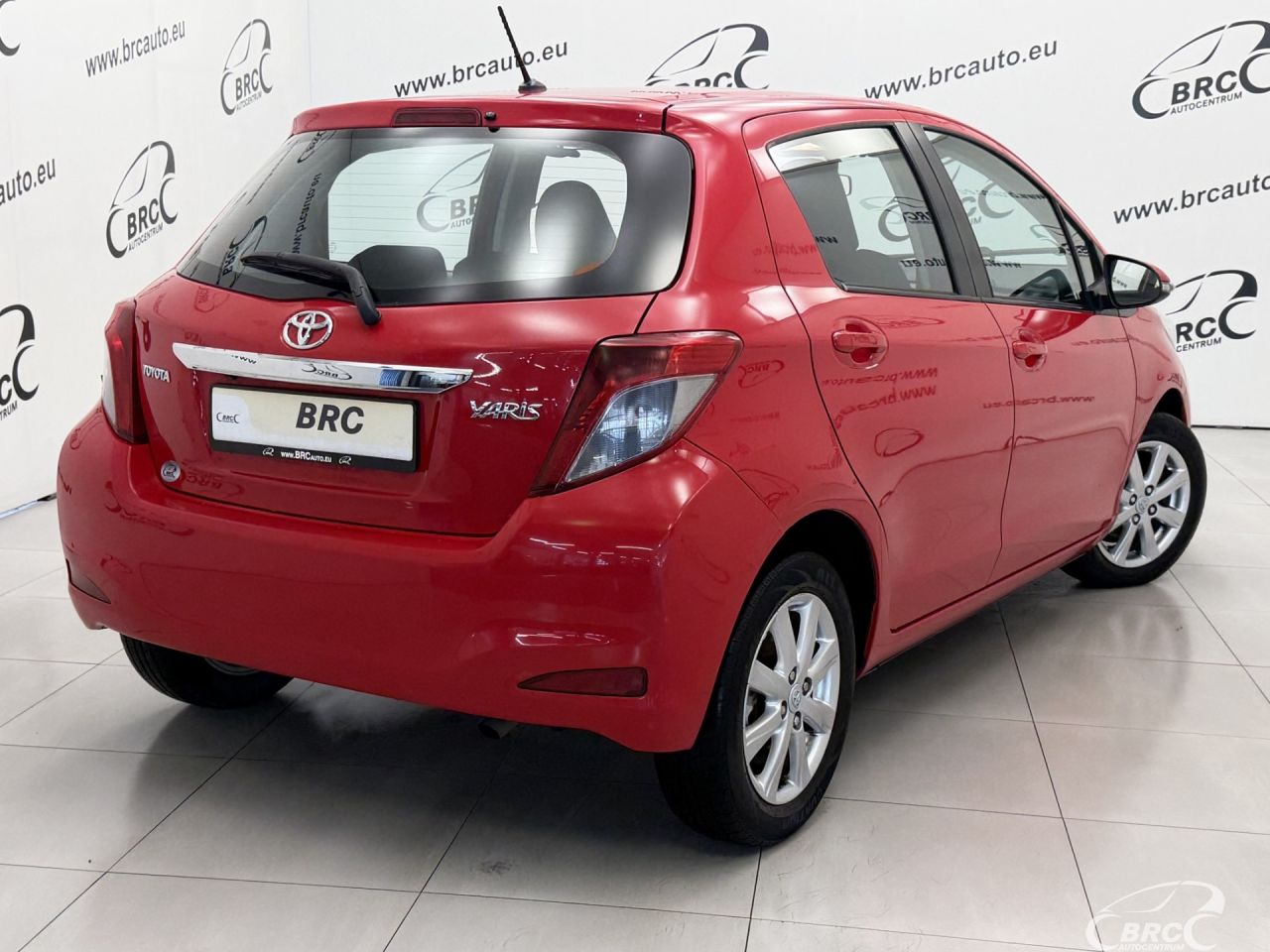Toyota Yaris | 40