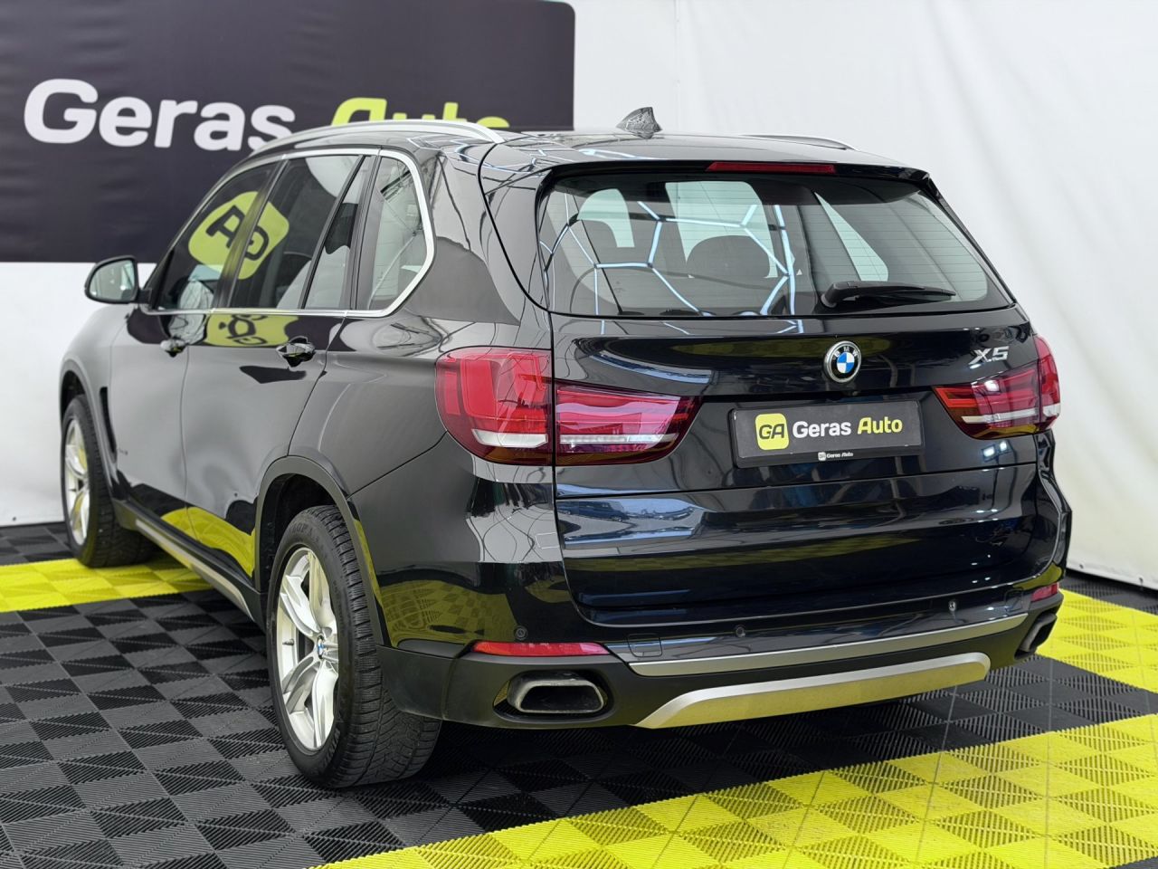 BMW X5 | 5