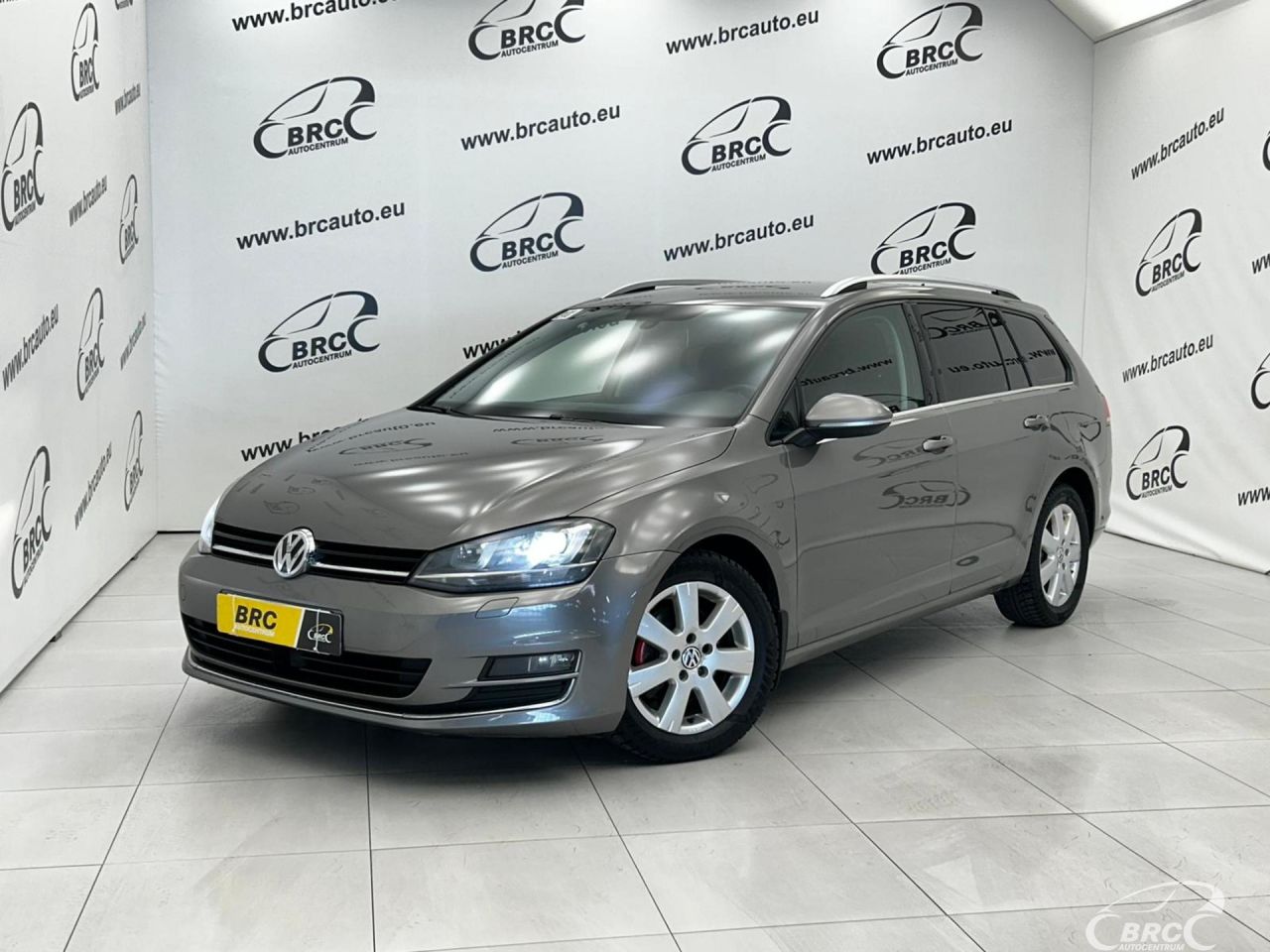 Volkswagen Golf | 1