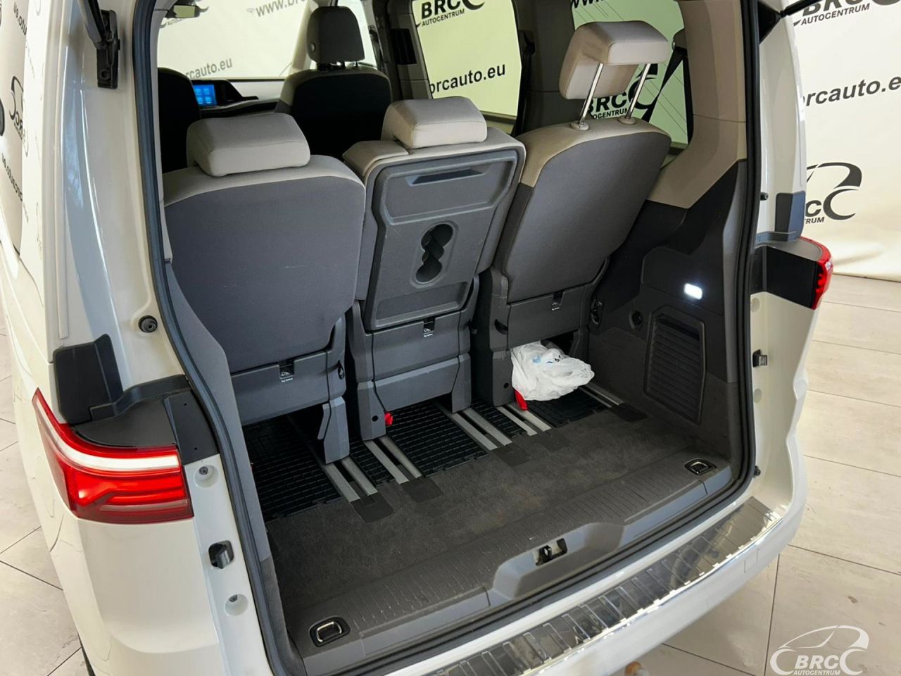 Volkswagen Multivan | 6