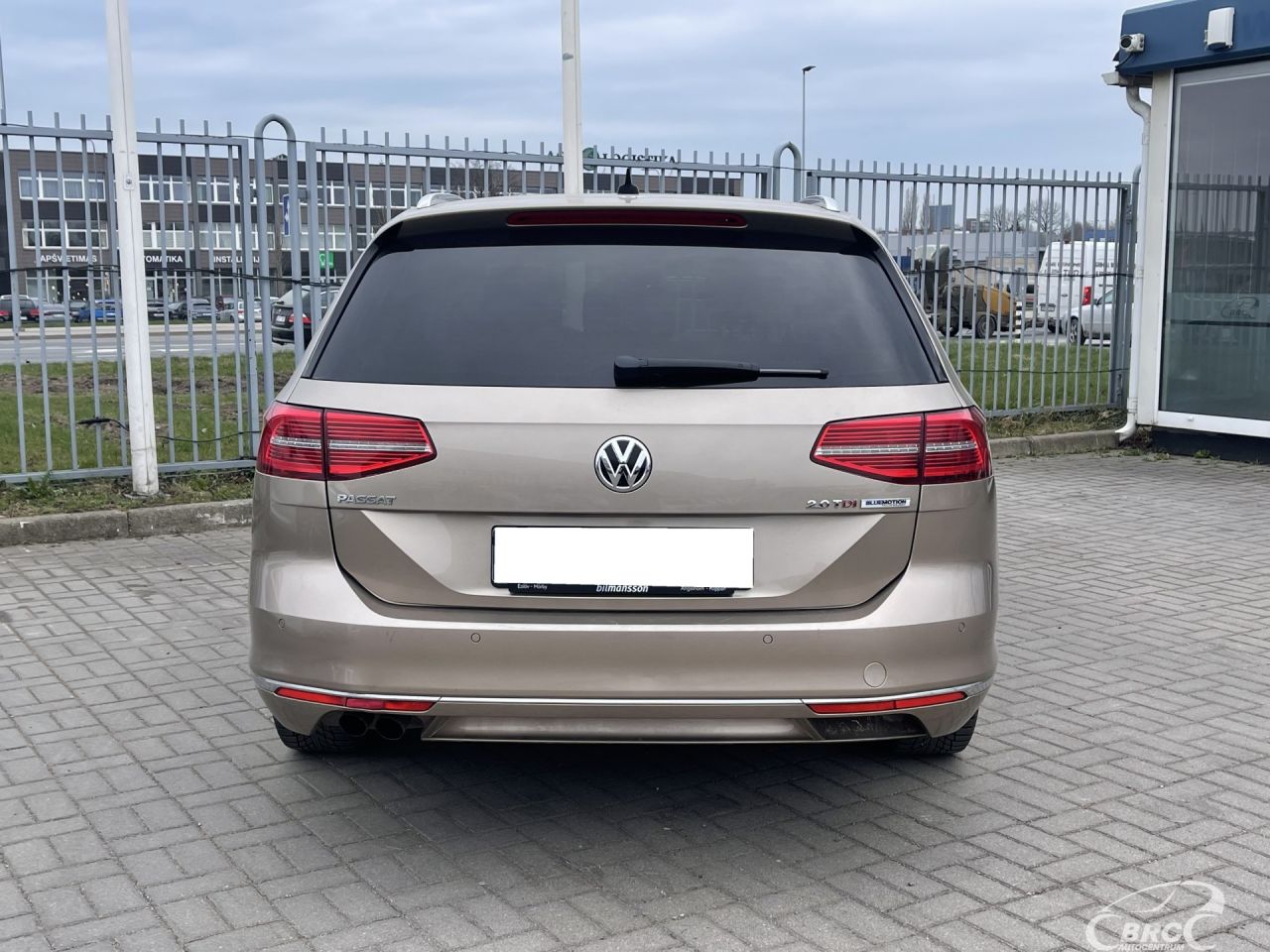 Volkswagen Passat | 66