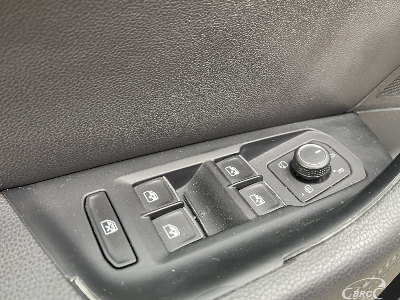 Volkswagen Passat | 27