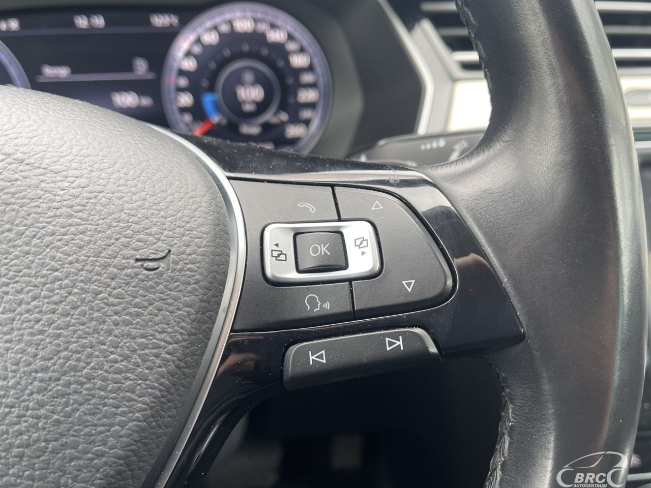 Volkswagen Passat | 18