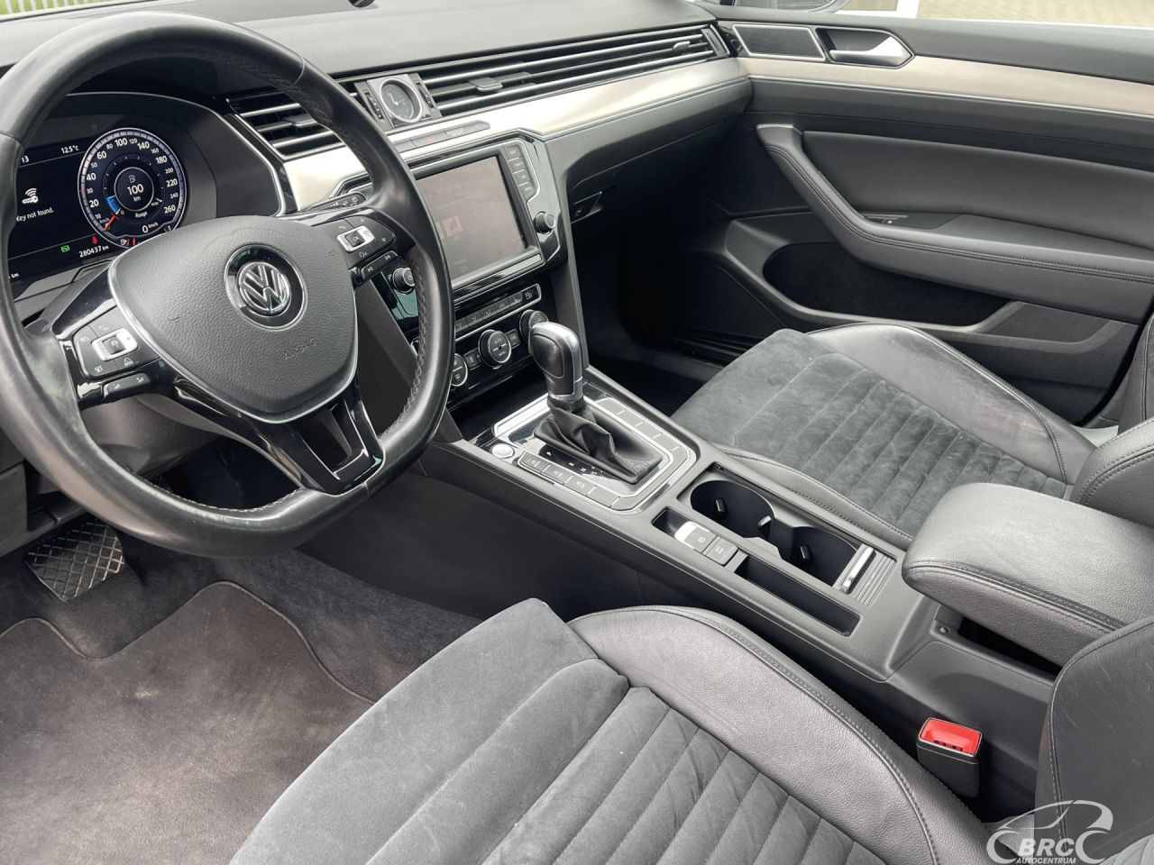 Volkswagen Passat | 29