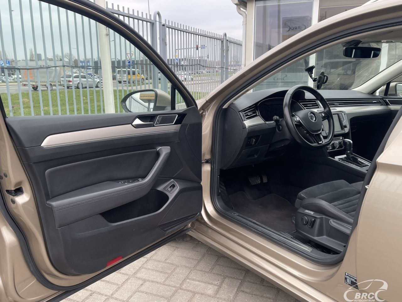 Volkswagen Passat | 13