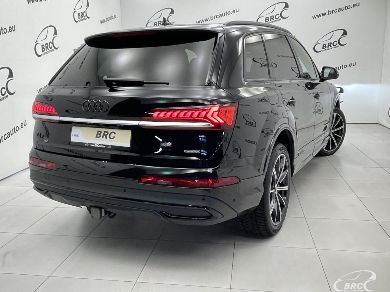 Audi Q7 | 53