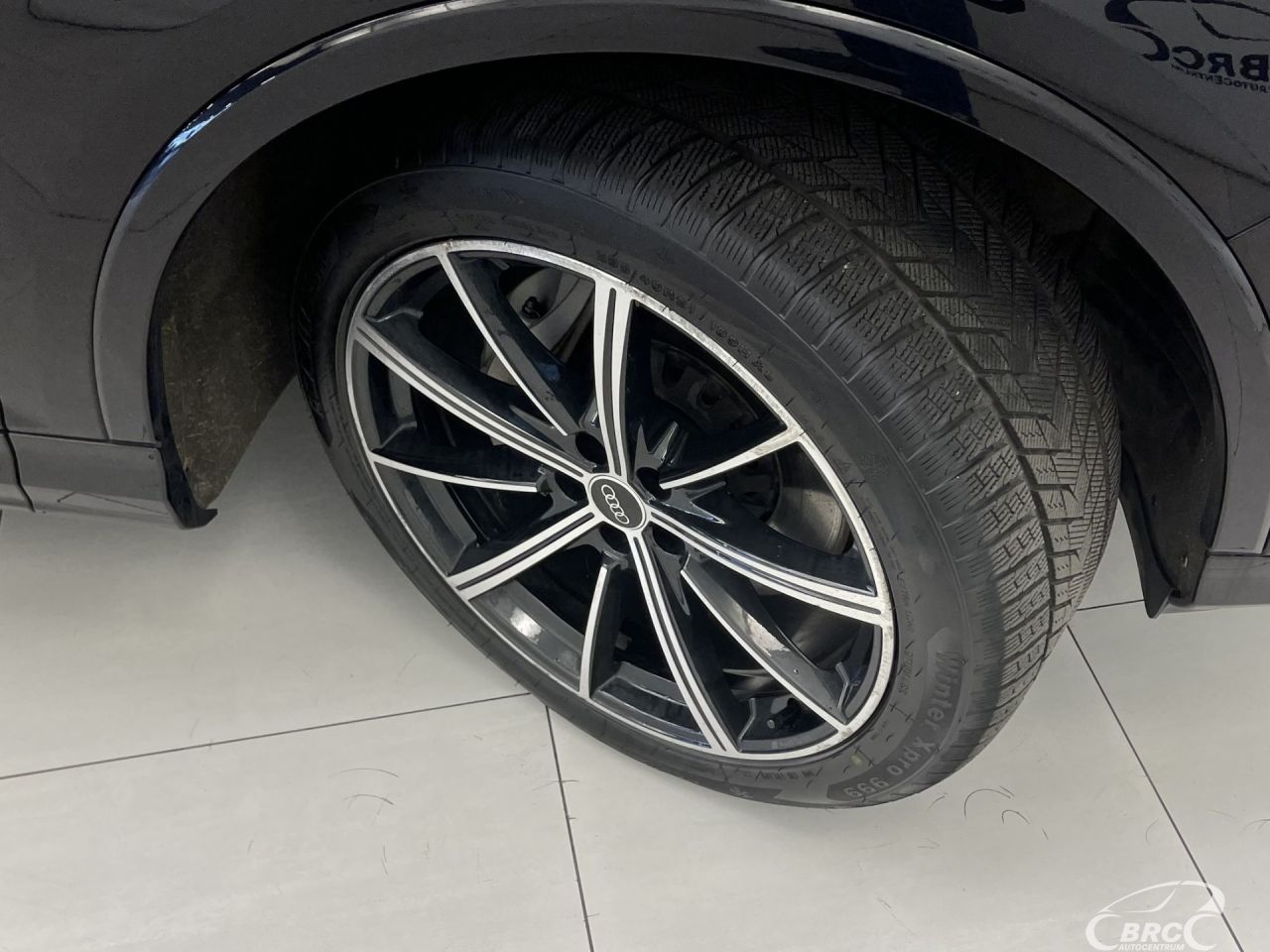 Audi Q7 | 45