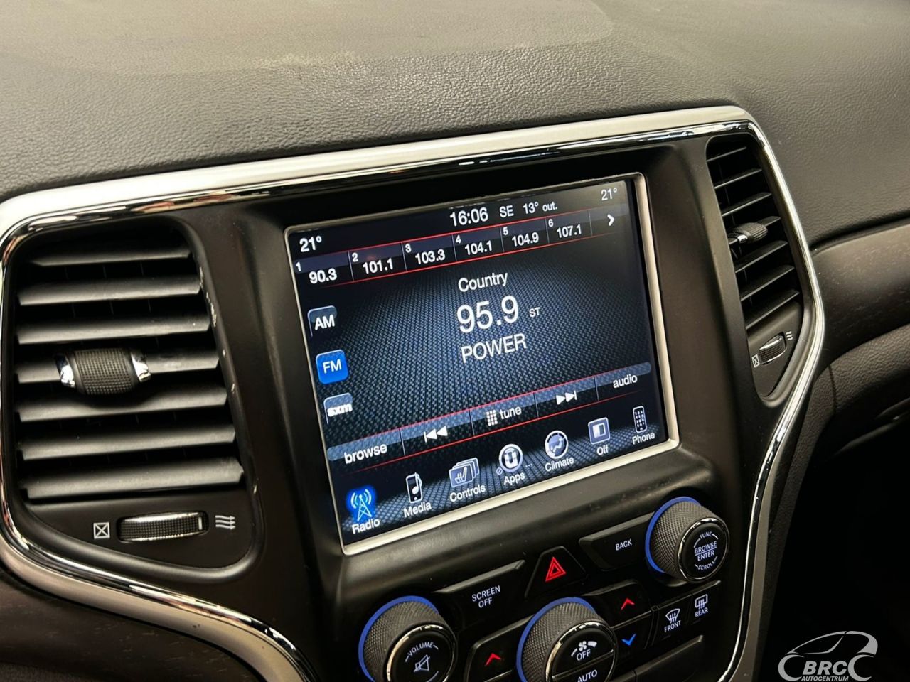 Jeep Grand Cherokee | 16