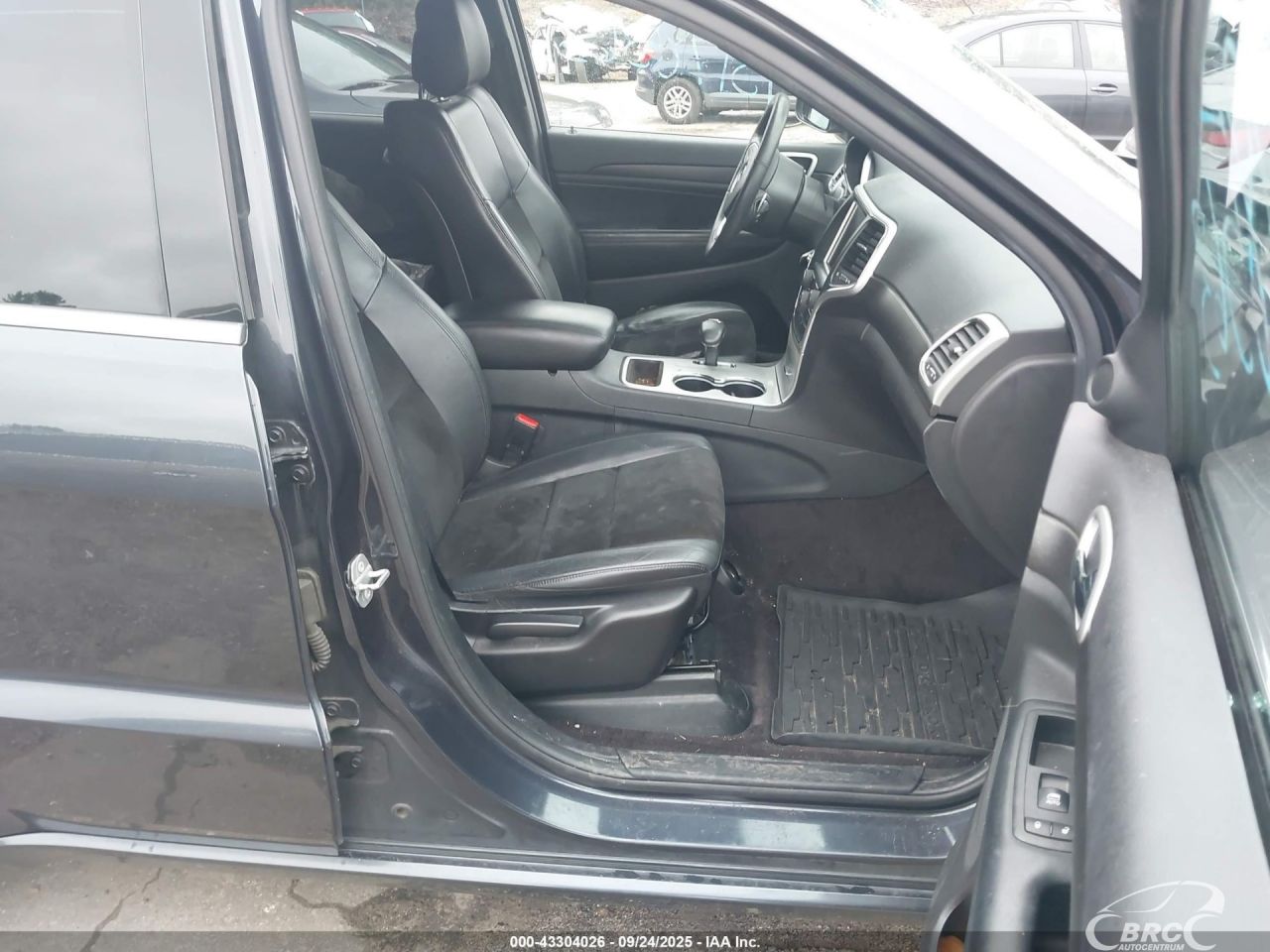 Jeep Grand Cherokee | 32