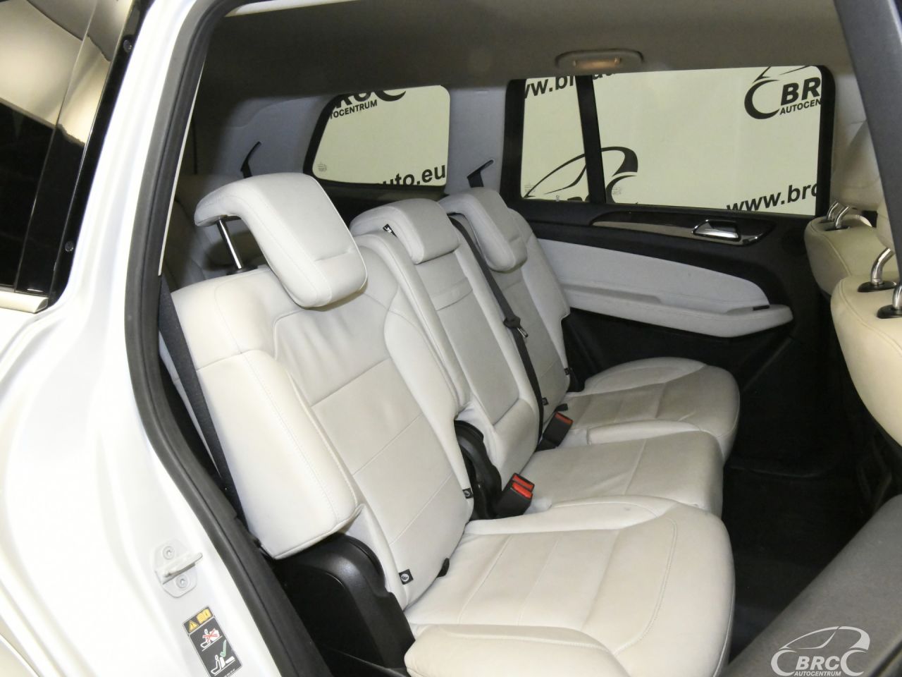 Mercedes-Benz GLS450 | 12