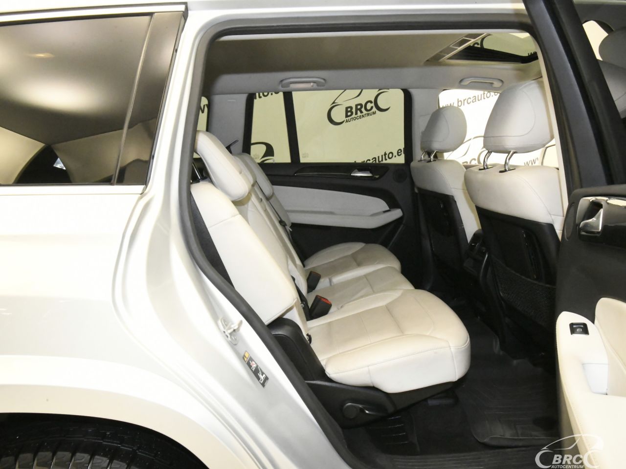 Mercedes-Benz GLS450 | 10