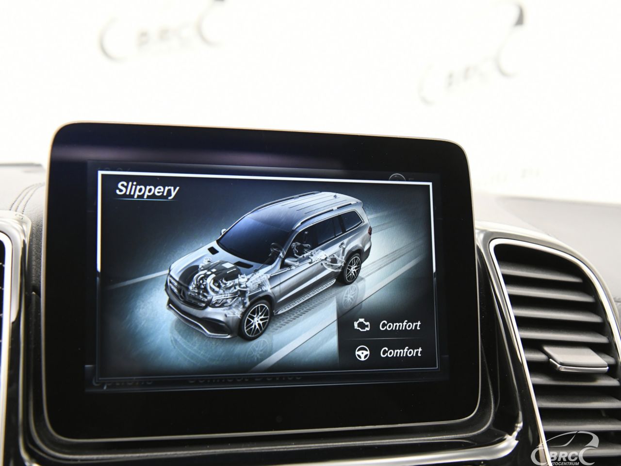 Mercedes-Benz GLS450 | 44