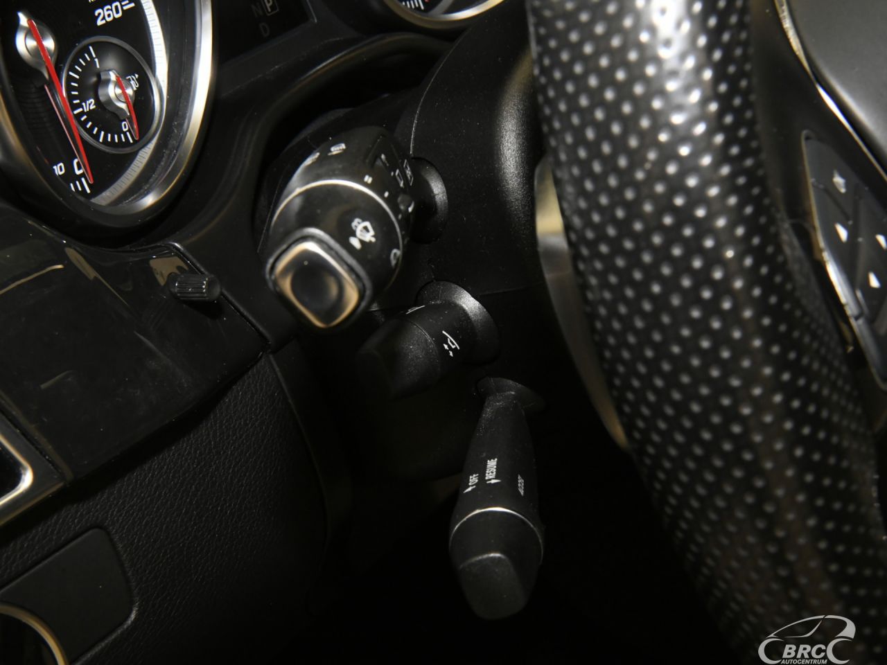 Mercedes-Benz GLS450 | 29