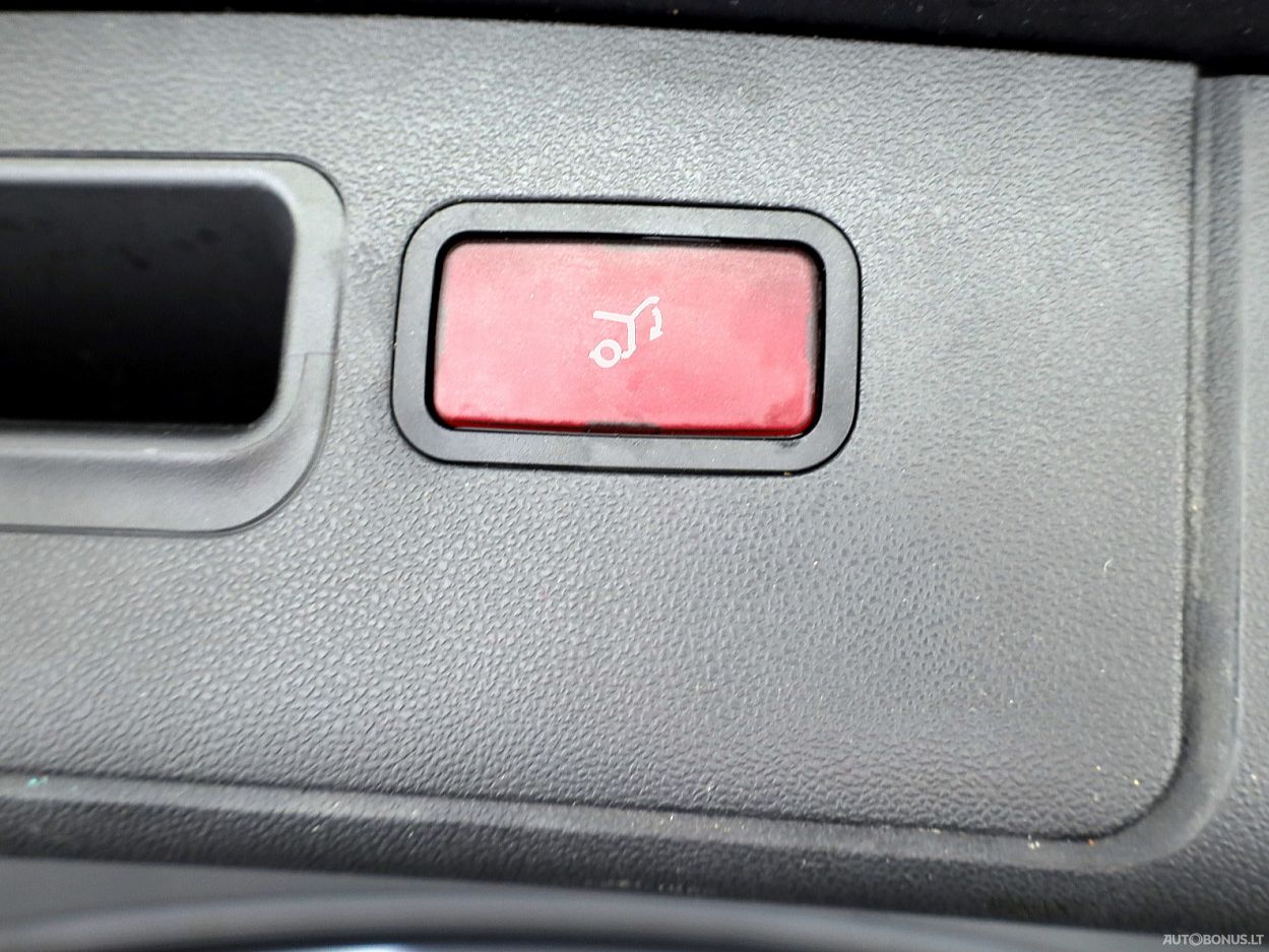 Mercedes-Benz R320 | 9